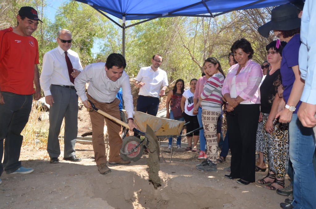 foto primera piedra intendente villa real alto del carmen
