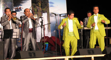 El "Puma Rodríguez", La Sonora Palacios Jr y artista de España destacan en nueva versión de "El Camarón"