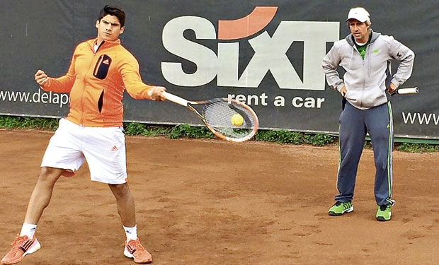 Programa “Masificando el Tenis” llega a Huasco de la mano de Fundación AES Gener y Guacolda