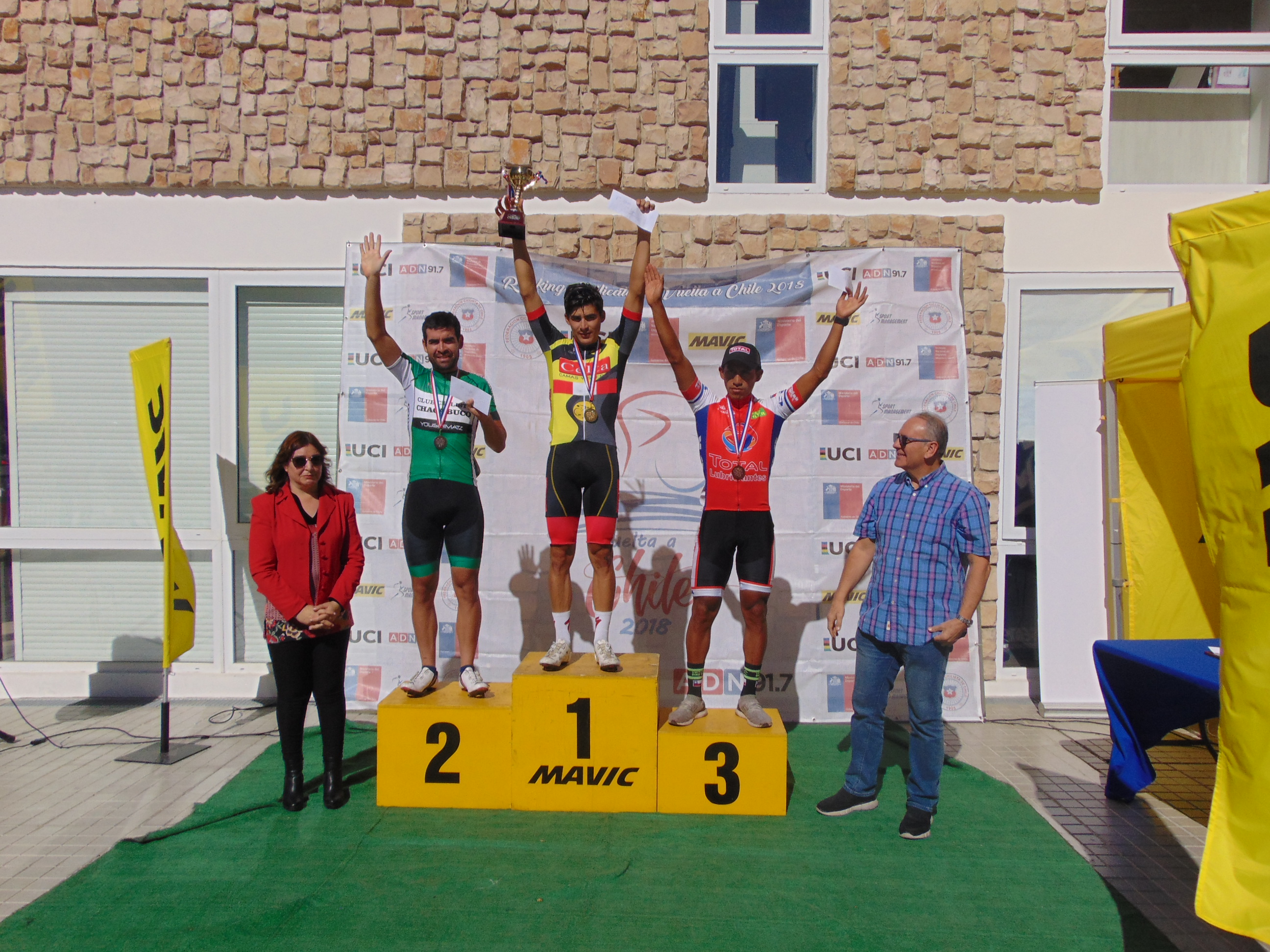 Desde Alto del Carmen se desarrolló 3ra etapa de clasificatorias para la Vuelta ciclista a Chile