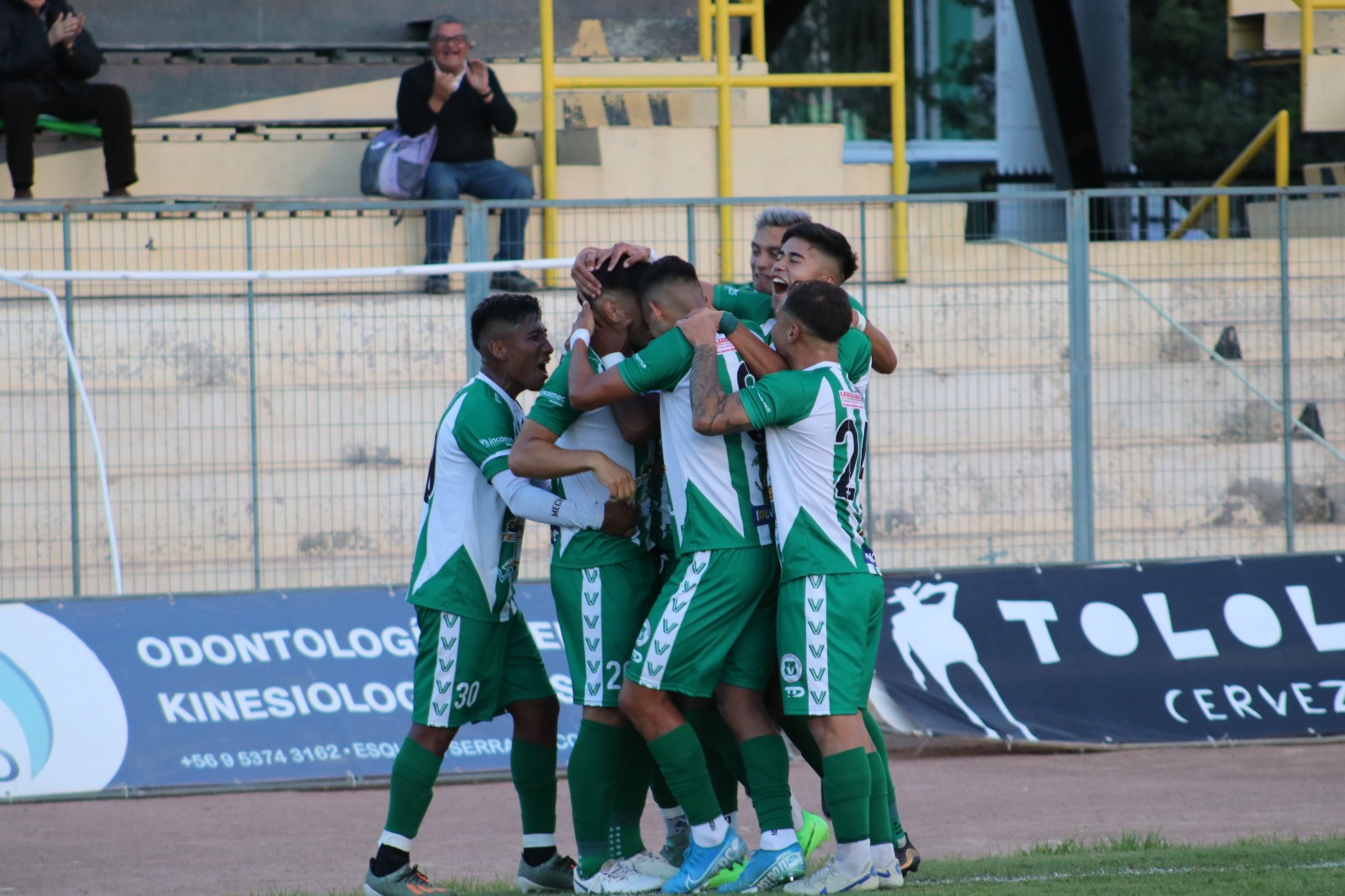 Deportes Vallenar consigue primeros 3 puntos del local en un deslucido partido