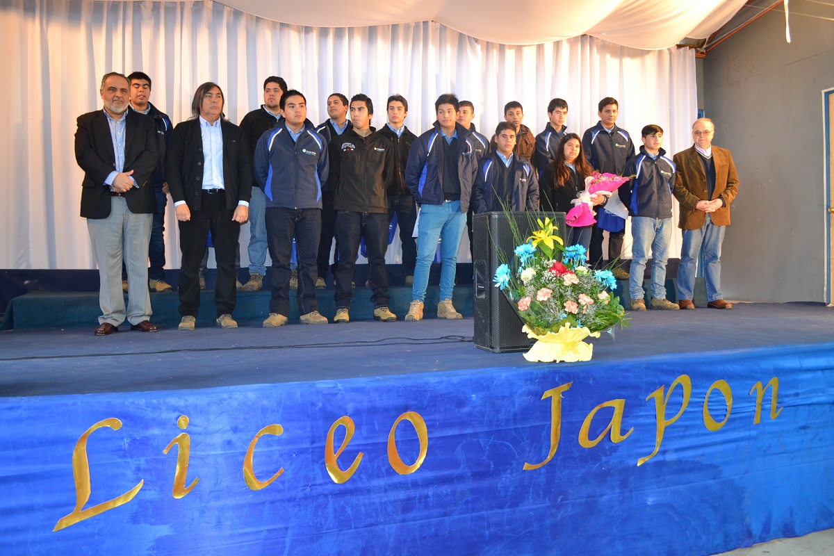 Jóvenes del Liceo Japón se integran a Guacolda gracias a exitoso convenio educacional