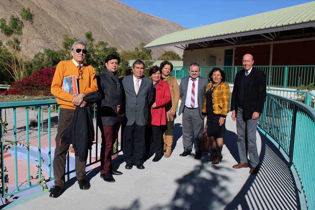 Positiva reunión entre Director Ejecutivo del SLEP Huasco y directores de Alto del Carmen