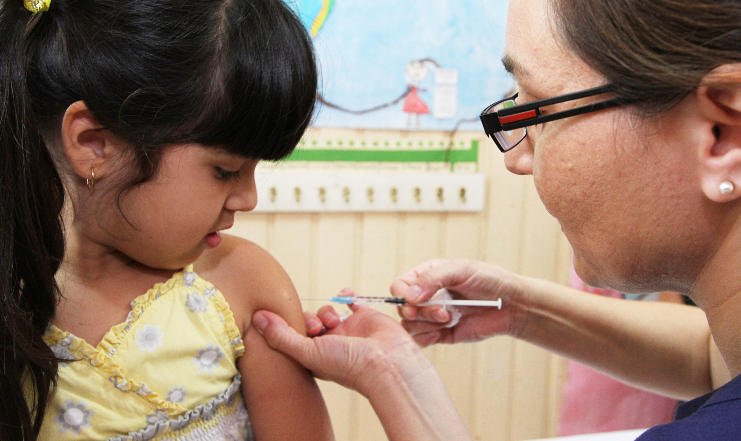 Seremi de Salud llama a los padres a vacunar a niños entre 3 y 5 años y completar esquema de vacunación en menores de 6 a 11 años 