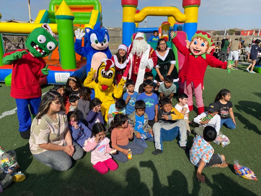 Parques eólicos Sarco, Cabo Leones y San Juan celebraron la navidad a niños de Freirina