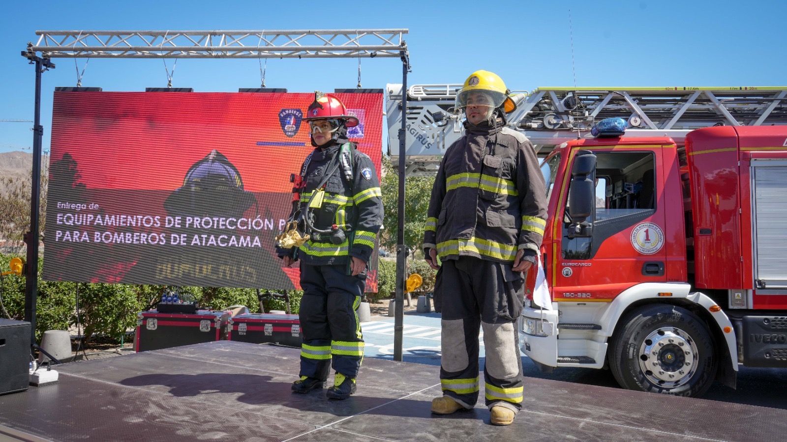 Gobierno Regional de Atacama entrega equipos de protección personal a totalidad de voluntarios y voluntarias de los cuerpos de bomberos de la región
